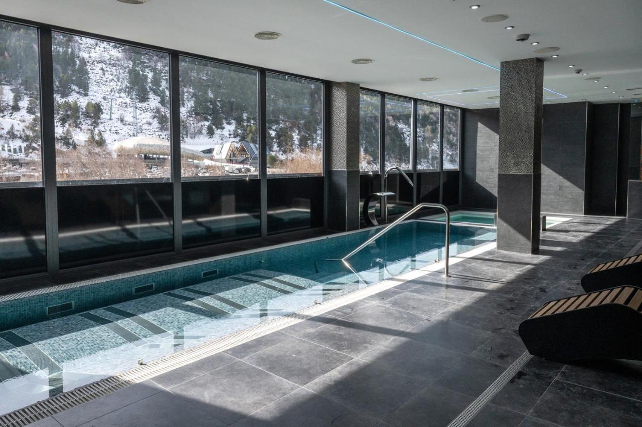 El Tarter The Mirror & Spa Luxury Apartments Bagian luar foto